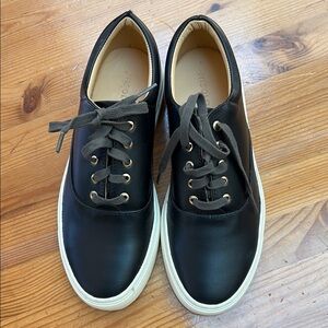 Nisolo Leather Black lace up Flats with Minimalist Design